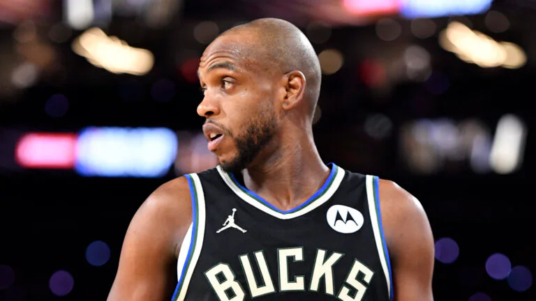 Bucks guard Khris Middleton misses practice with illness on eve of NBA Cup final