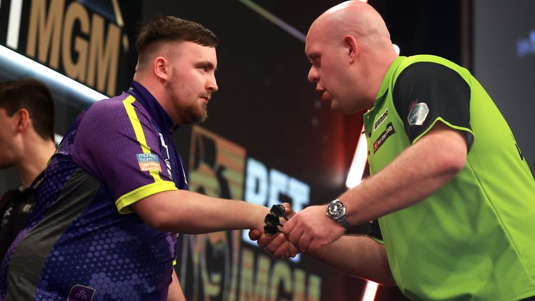 Van Gerwen Vows to keep Littler a ‘sniff away’ from world title